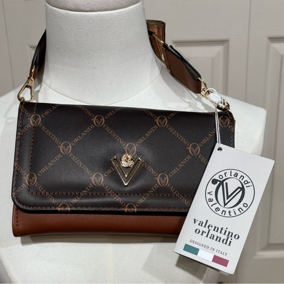 Valentino Orlandi Handbags - ++FREE with $175 purchase++
Valentino Orlandi Brown Crossbody Bag
